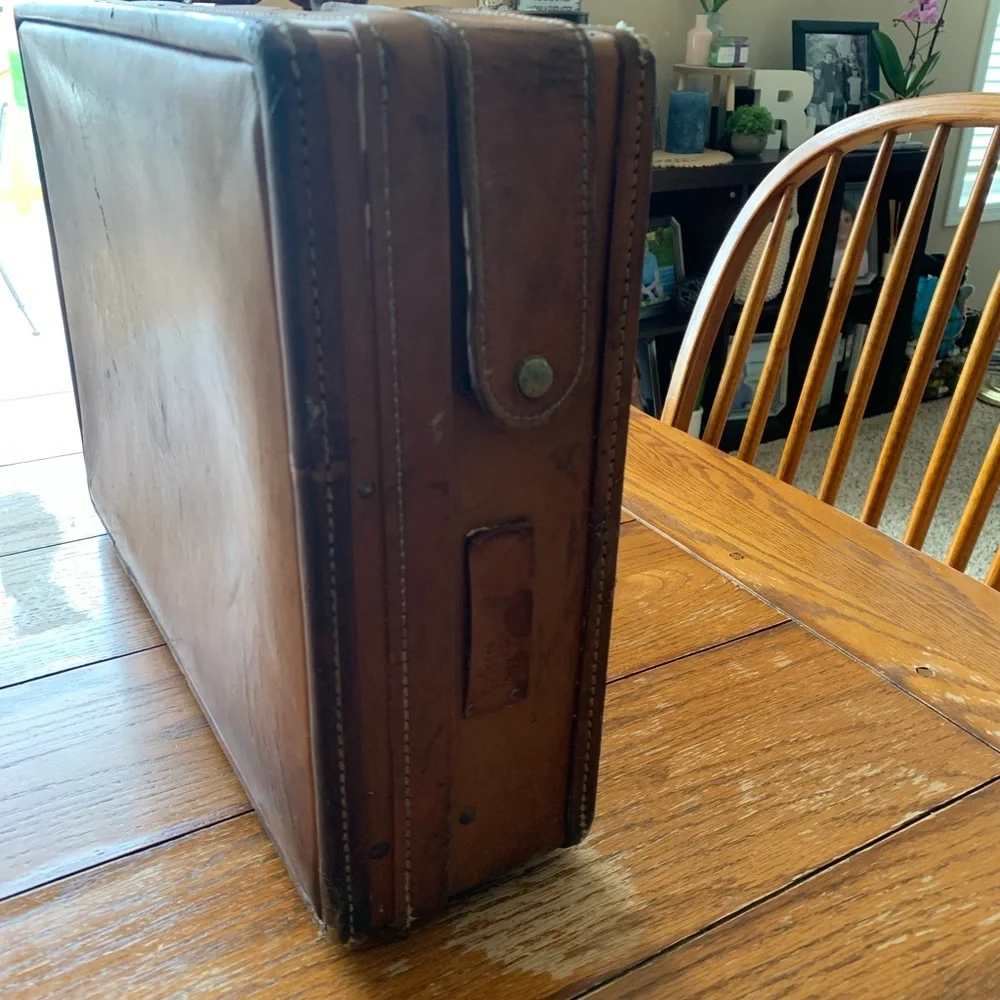 Vintage Leather Hartmann Luggage - Picture 3 of 10